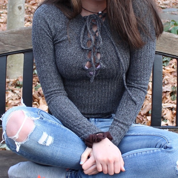 Lace up dark grey sweater - Picture 2 of 3